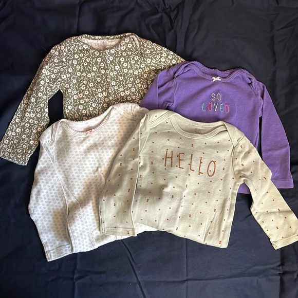 Set of 4 long sleeve onesies 18 months - Picture 1 of 7